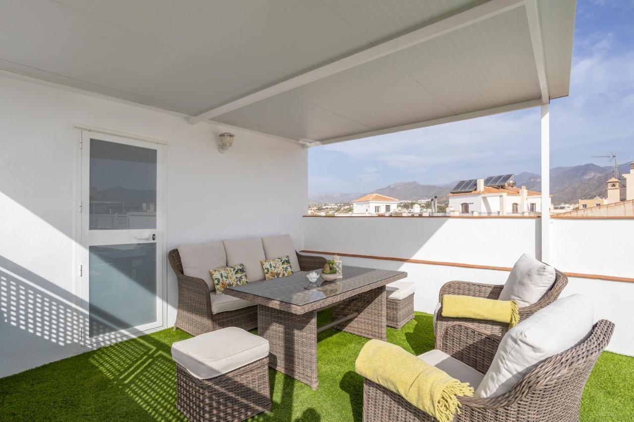 Terraza Mar Y Montana Apartamento Nerja Exterior foto